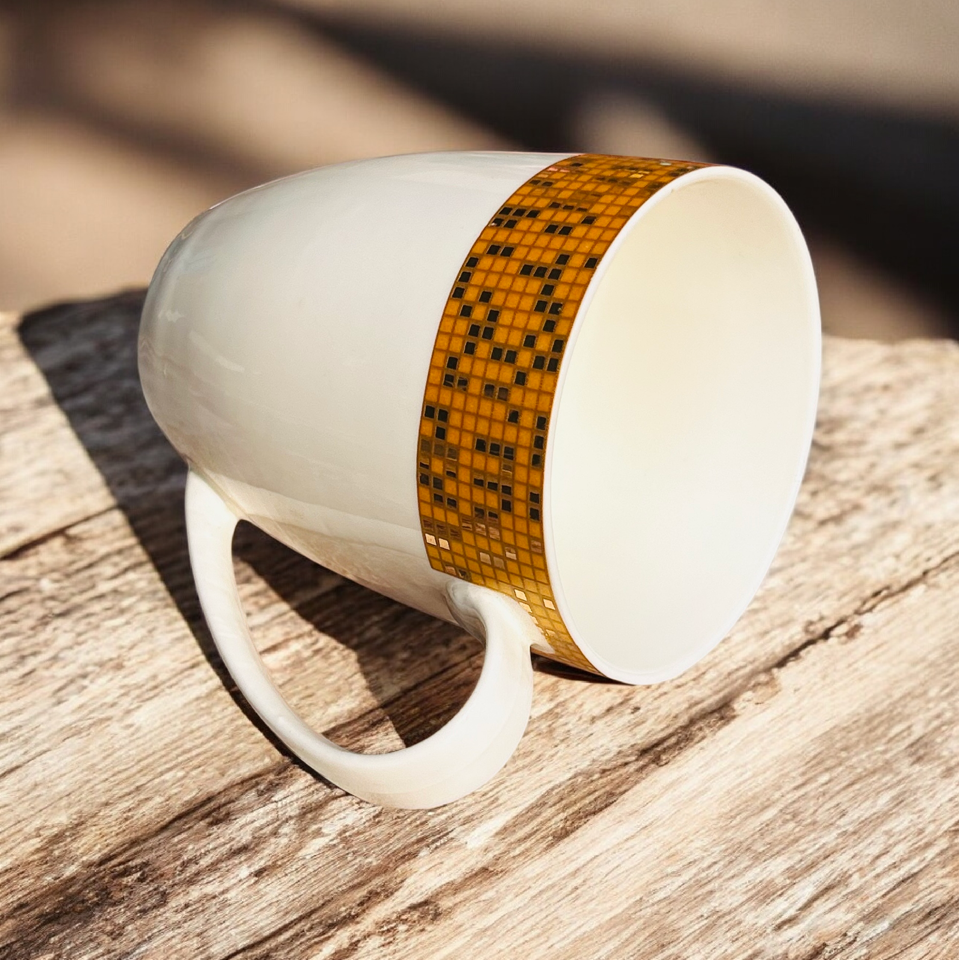 ZARDOZI NOOR MUG (1-Piece)