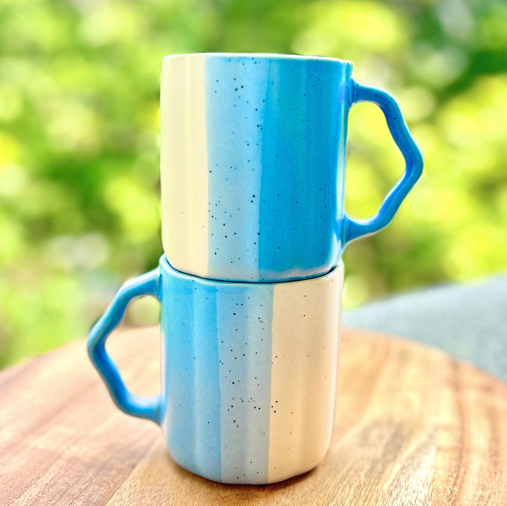 Blue & White Dual-Tone with Textured Handle Coffee/Tea Mug