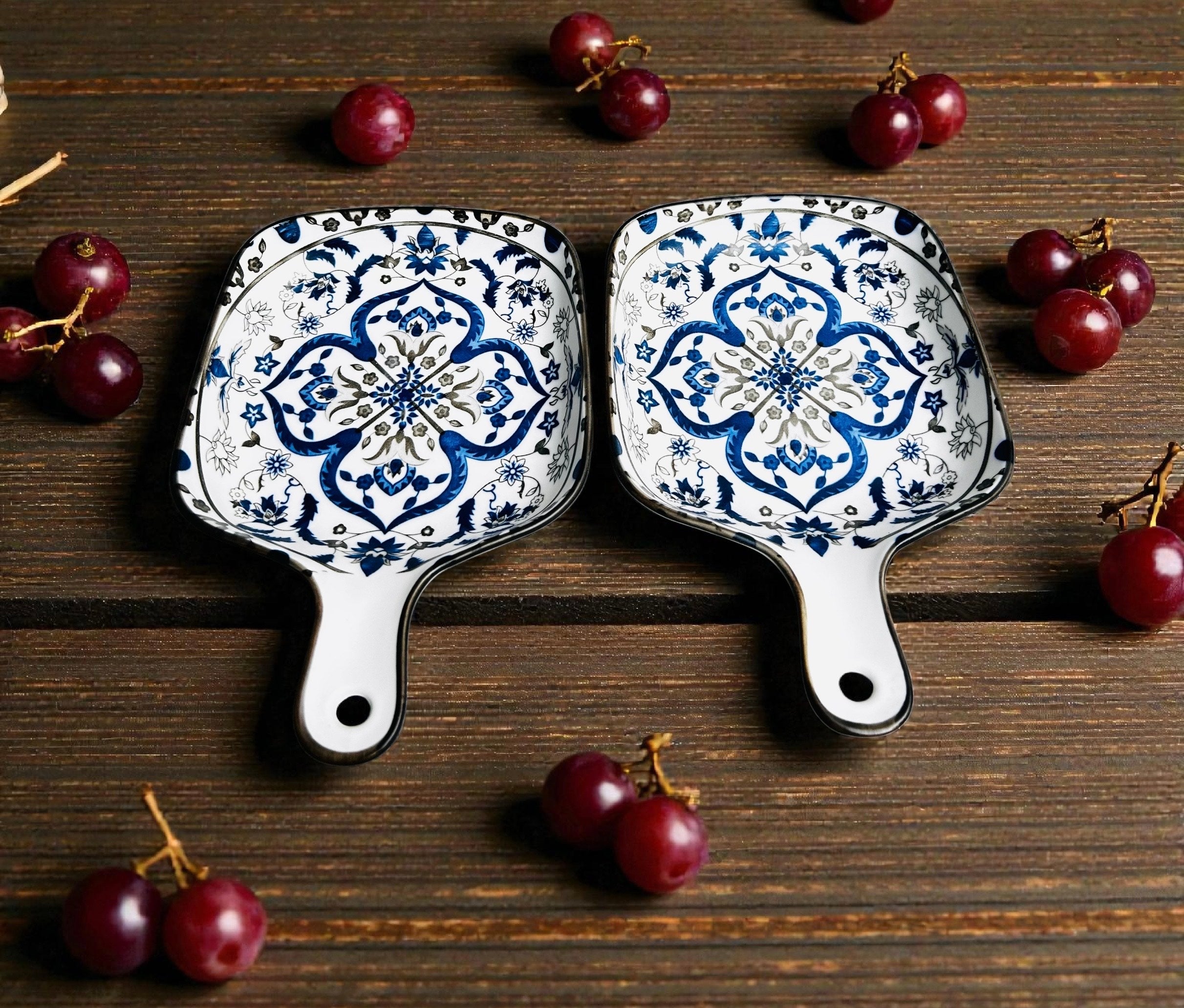 Indigo Medallion Porcelain Handled Platter Set (Set of 2)