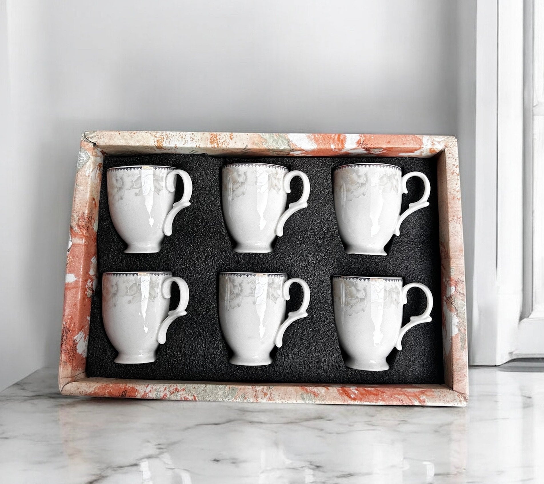 The Royal Petal Mug (6-Piece)