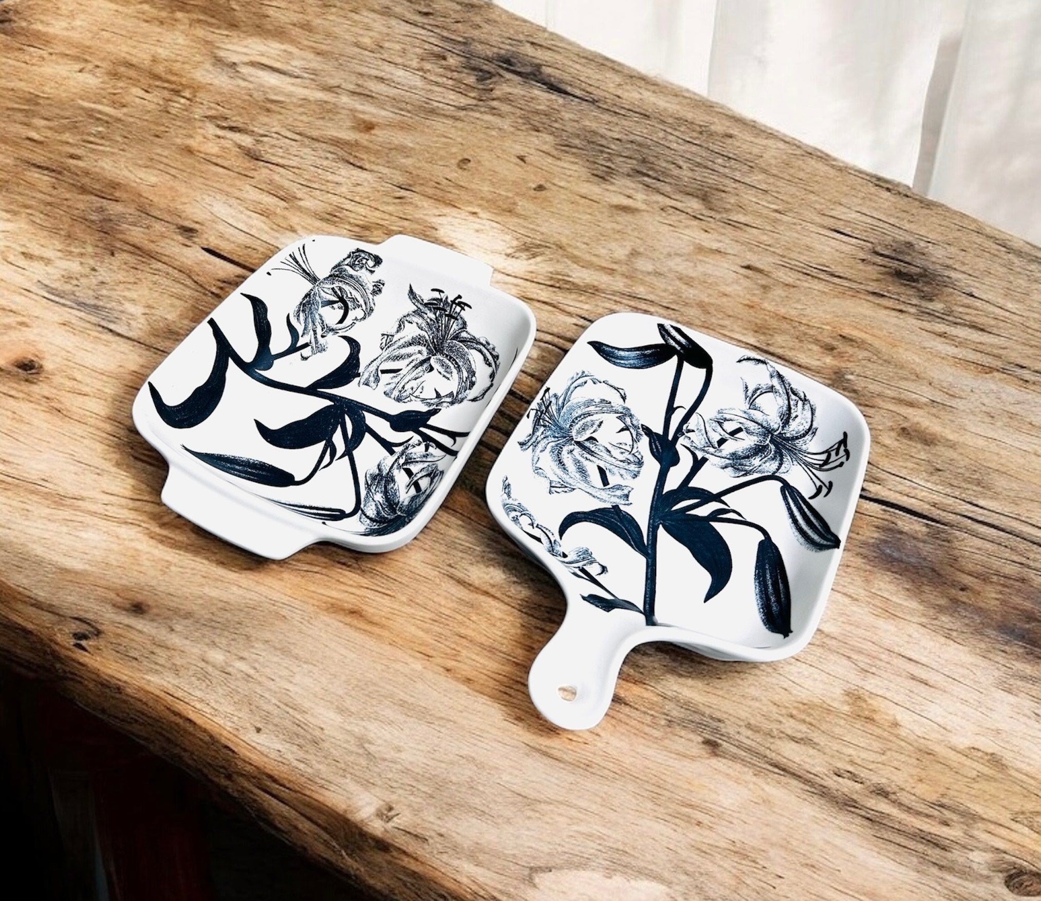 Black Lily Porcelain Serving Platter Set of 2 – Floral Ceramic Snack & Serving Dishes