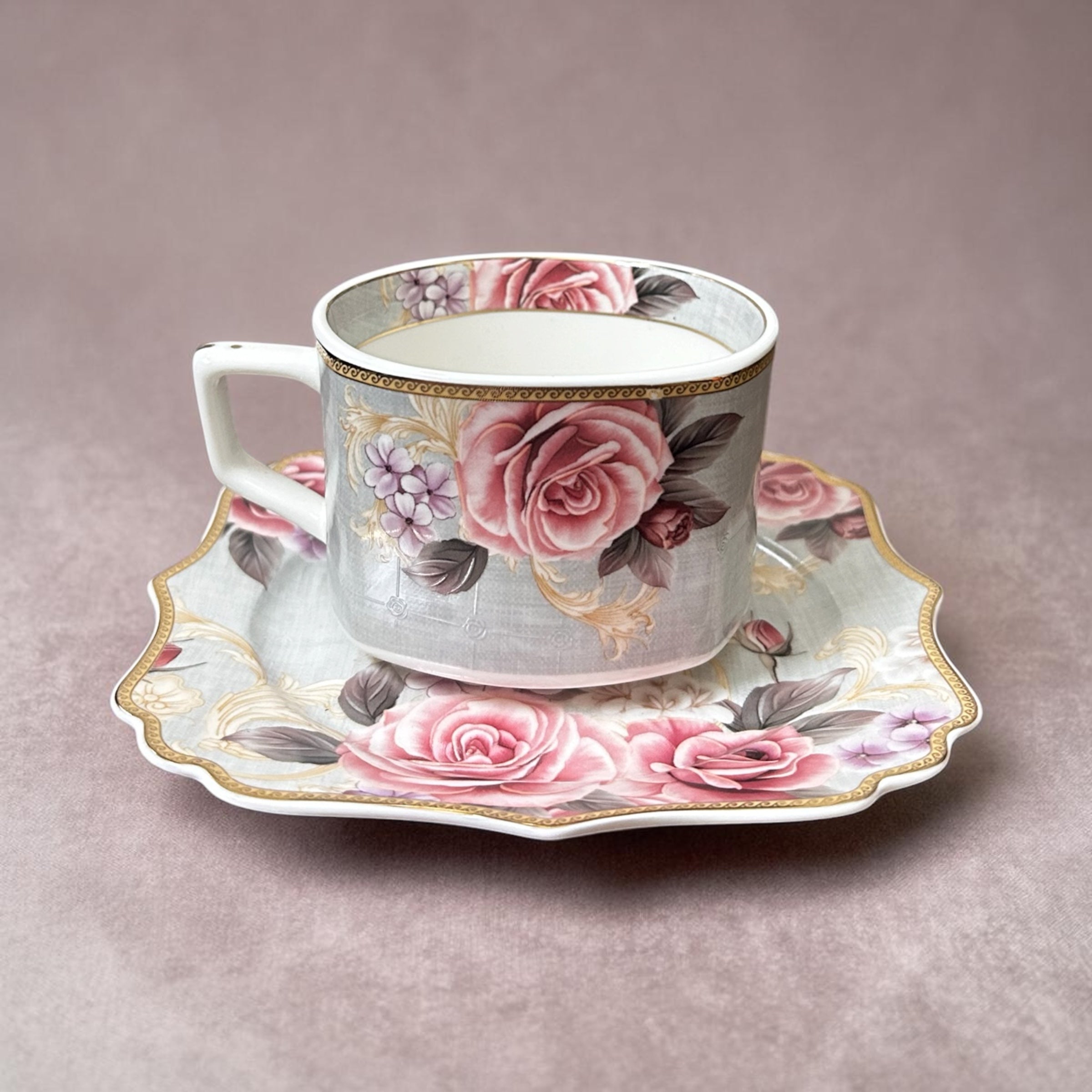 Maison de Fleur Premium Tea Set (12 pieces; 6 Cups & 6 Saucers)