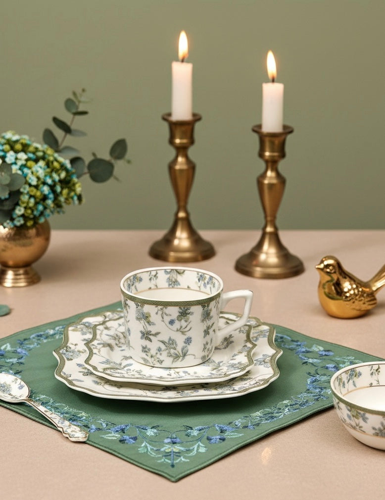 The Windsor Blush Luxury Tea/Coffee Snack Set (24 Pieces; 6 Cups, 6 Saucers, 6 Snack Plates & 6 Spoons)