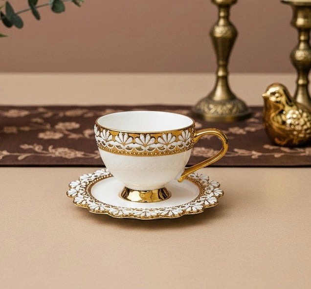 Palais de Versailles Gold Tea/Coffee & Snacks Set (18 Pieces; 6 Cups, 6 Saucers, 6 Snack plates)